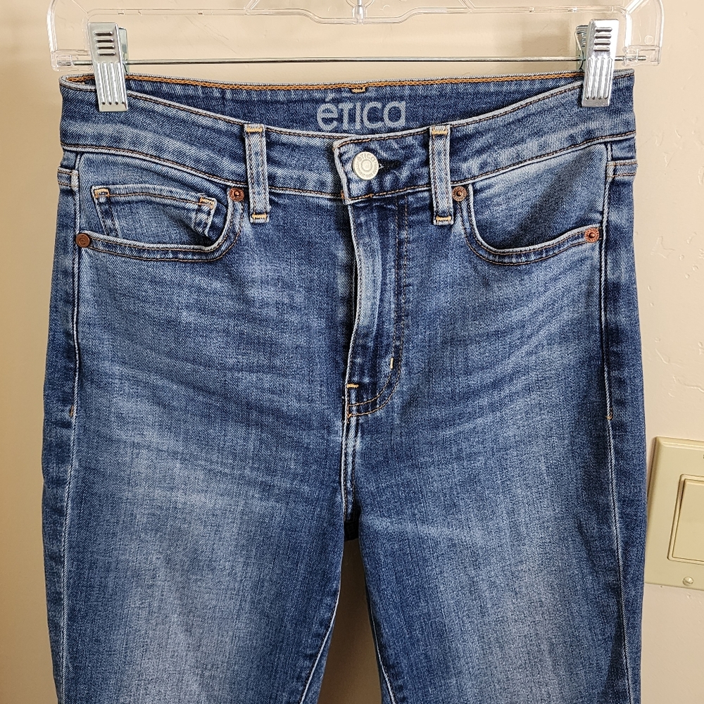 Etica Giselle Exposed Patch Pocket Jeans | Size 26 - Picture 7 of 11